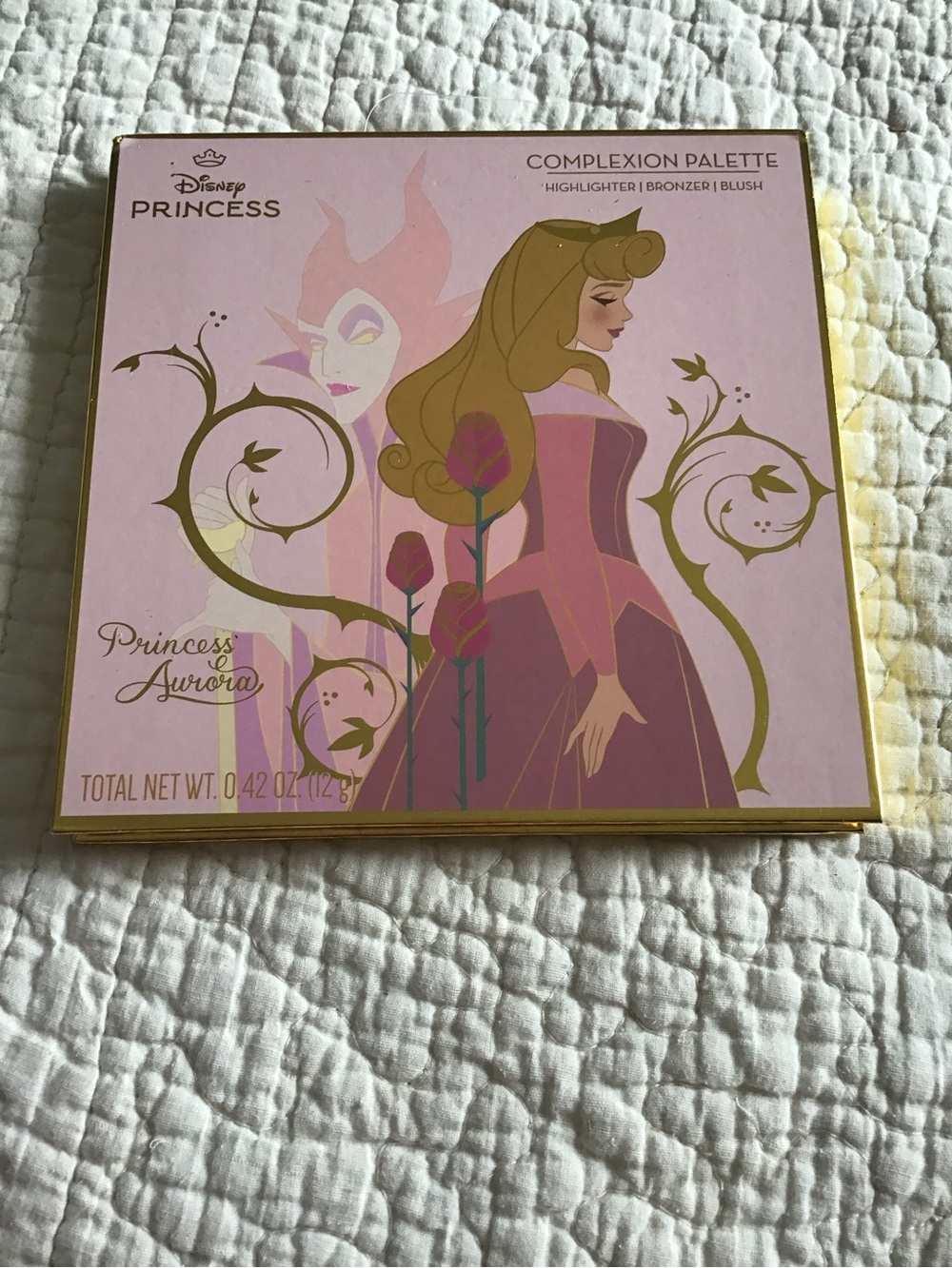 Disney The Sleeping Beauty Princess Aurora Pink & Gold Complexion Palette